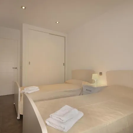 Charming Mallorca - 3 Bedrooms - Townhouse Cassiopeia - Close To Amenities And 5 Minutes From The Sea -